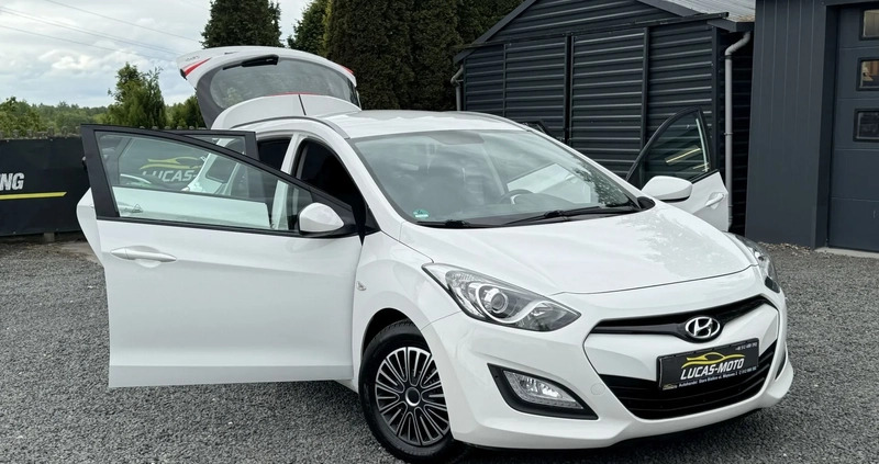 Hyundai I30 cena 34900 przebieg: 149000, rok produkcji 2014 z Praszka małe 742